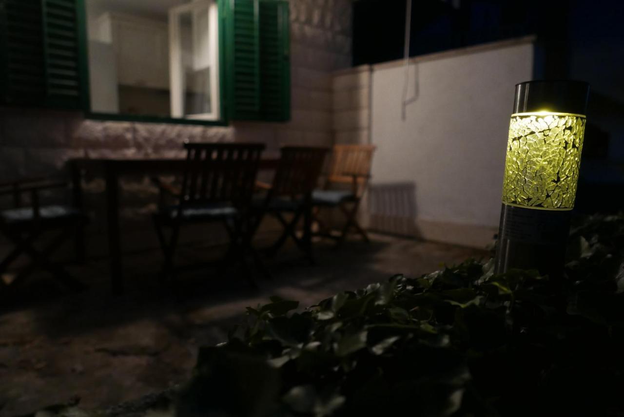 Vacation House "Pave" Povlja  Zewnętrze zdjęcie