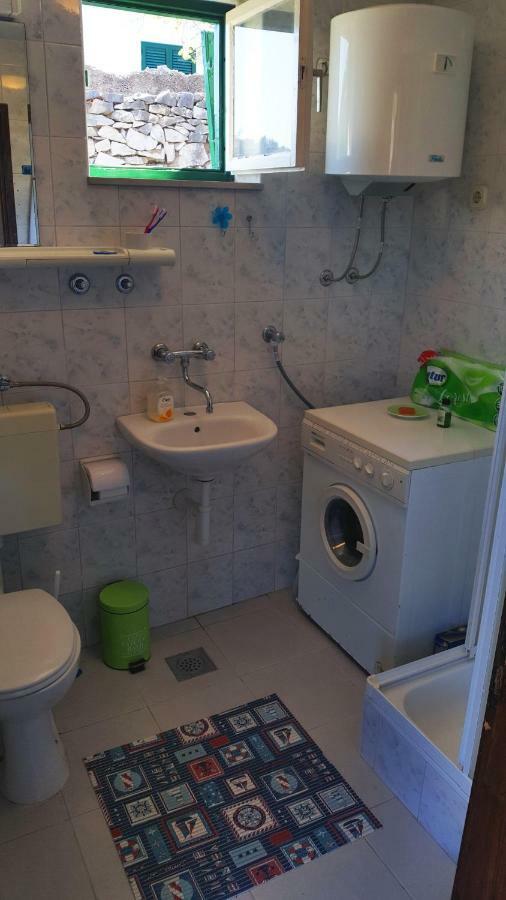Vacation House "Pave" Povlja  Zewnętrze zdjęcie